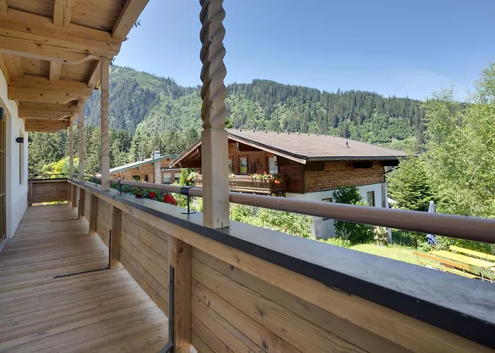Blissful Holiday Home in Hollersbach im Pinzgau with Garden